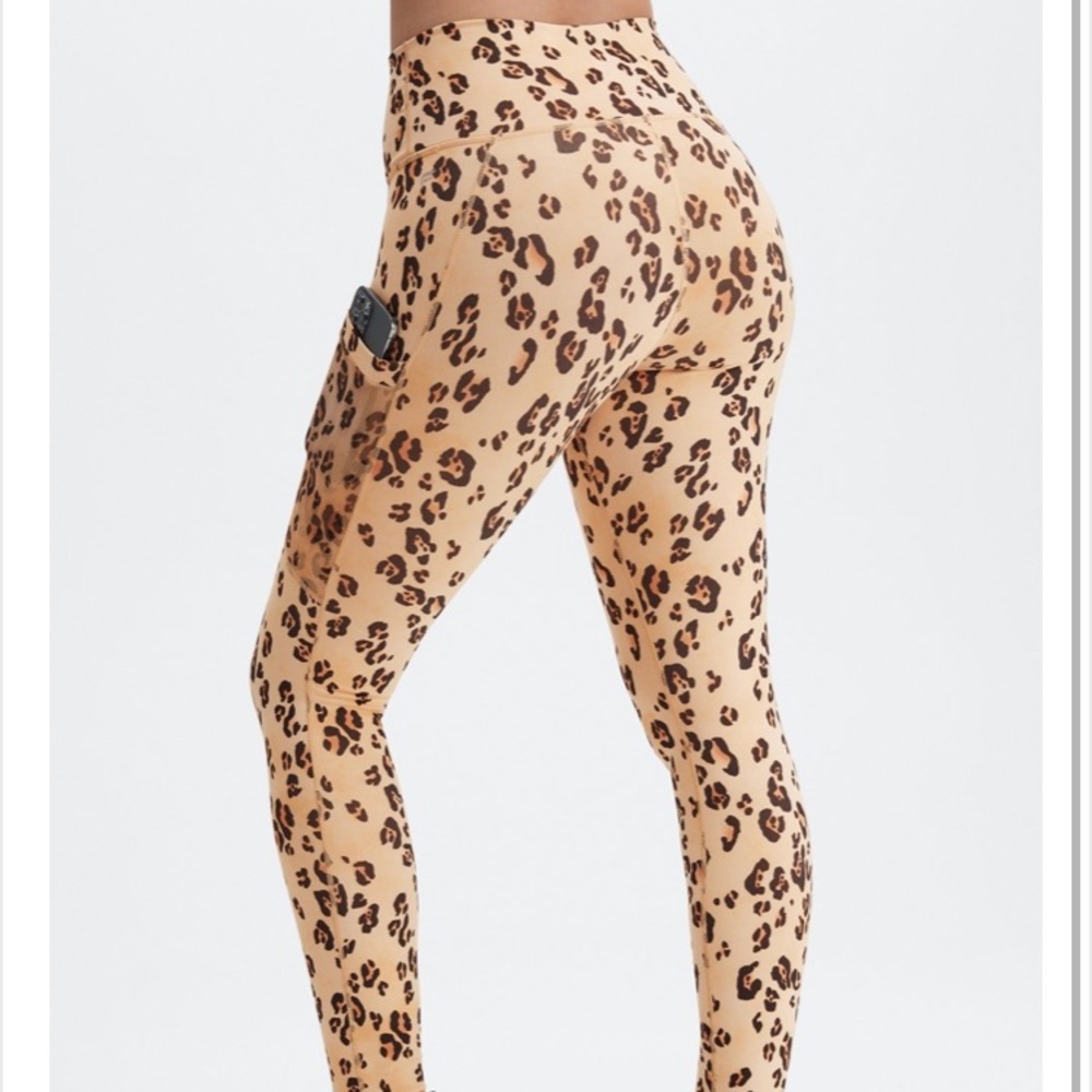 Fabletics On The Go Leggings